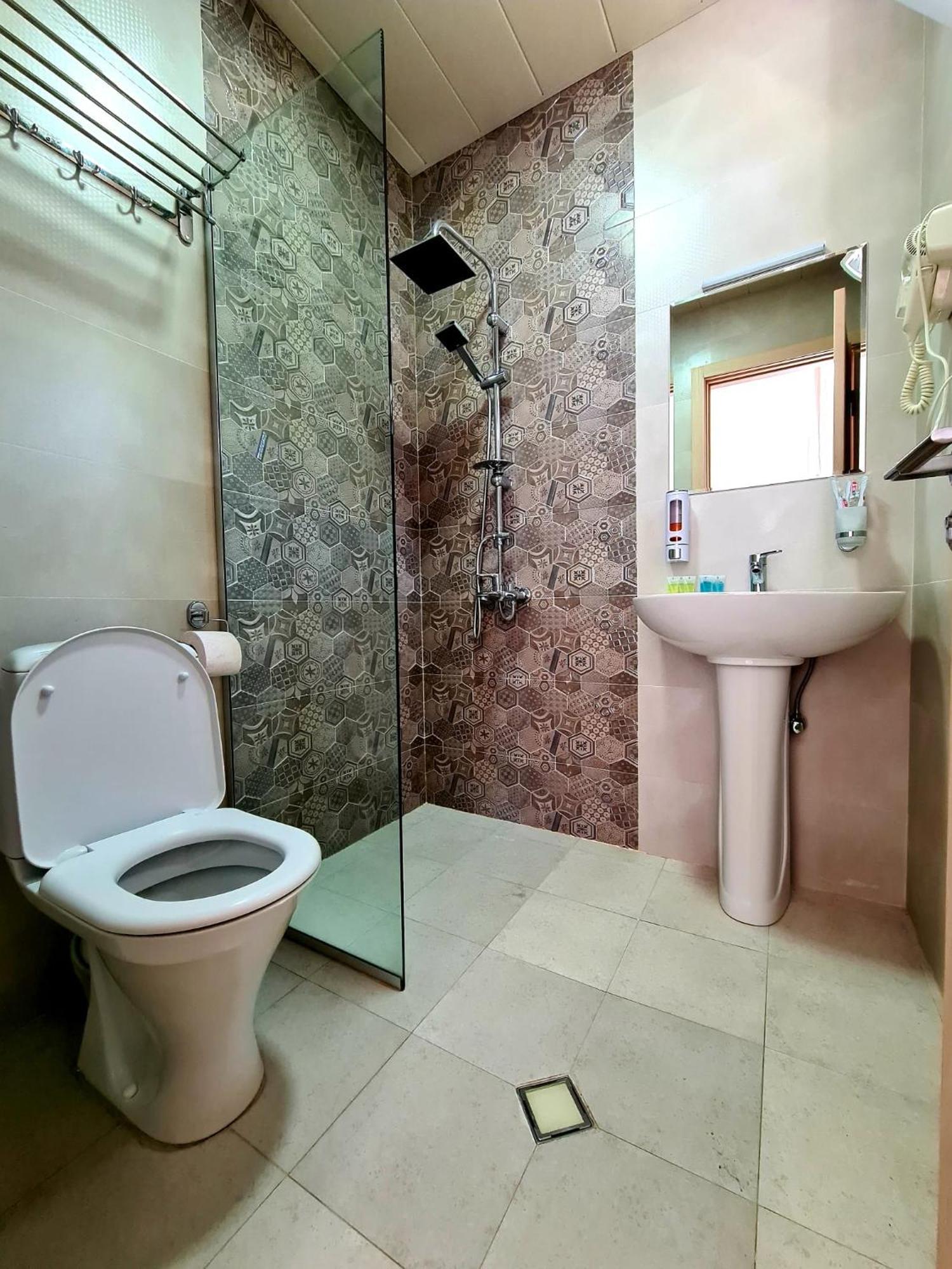 Baqari Inn Kazbegi Quarto foto